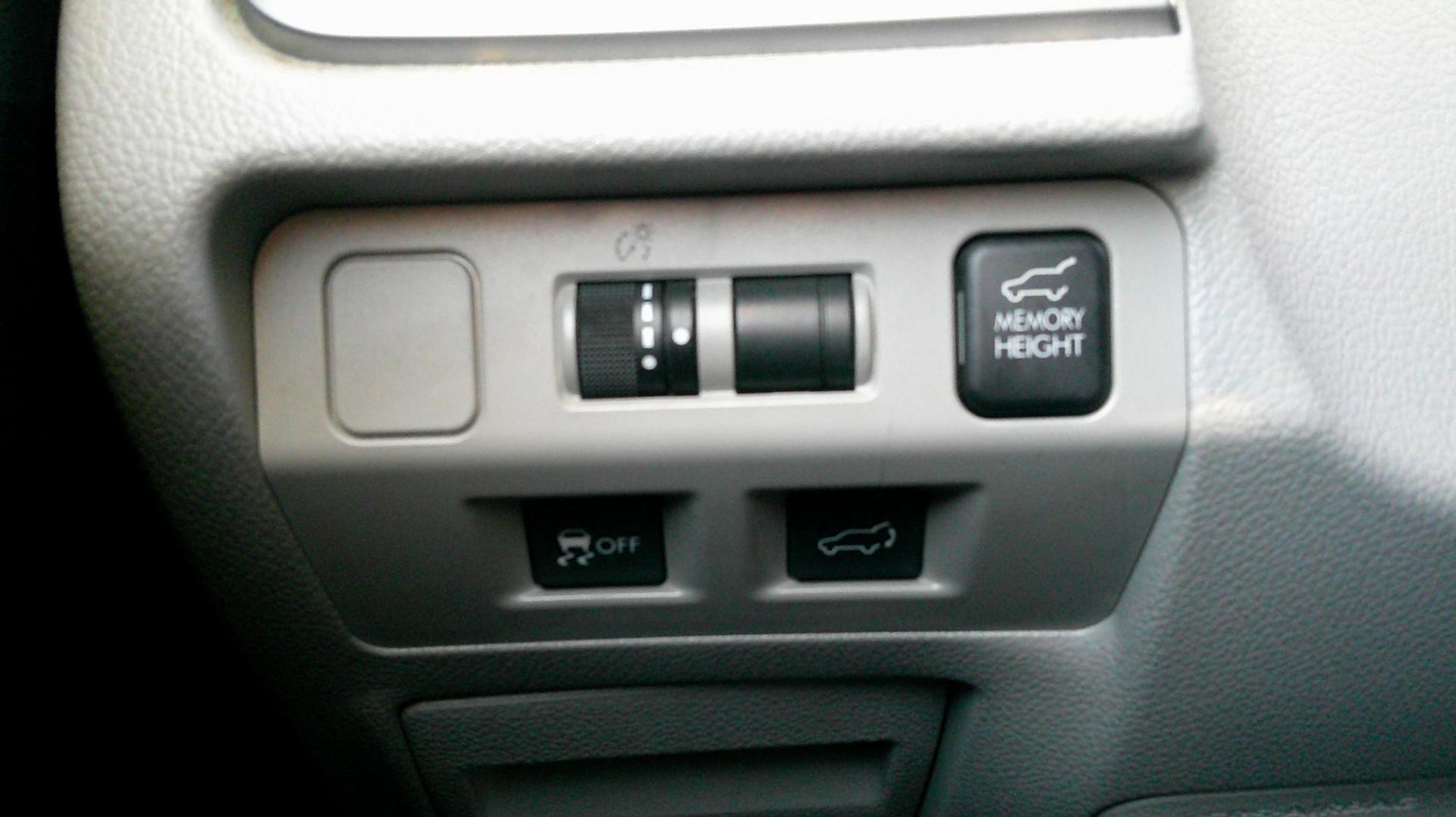 2016 BLUE Subaru Forester 2.5i Touring (JF2SJAVC5GH) with an 2.5L H4 SOHC 16V engine, CVT transmission, located at 540a Delsea Drive, Sewell, NJ, 08080, (987) 867-5309, 39.752560, -75.111206 - Photo#19