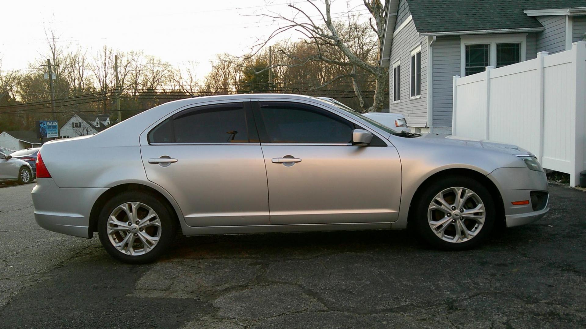 2012 SILVER Ford Fusion SE (3FAHP0HA7CR) with an 2.5L L4 DOHC 16V engine, located at 540a Delsea Drive, Sewell, NJ, 08080, (987) 867-5309, 39.752560, -75.111206 - Photo#7