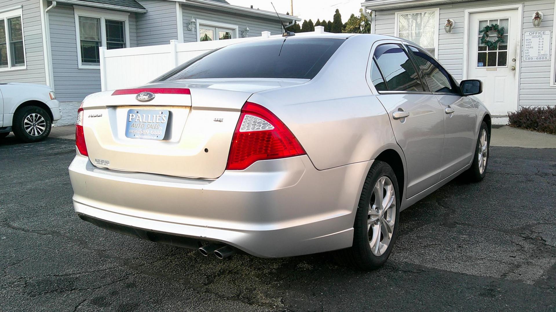 2012 SILVER Ford Fusion SE (3FAHP0HA7CR) with an 2.5L L4 DOHC 16V engine, located at 540a Delsea Drive, Sewell, NJ, 08080, (987) 867-5309, 39.752560, -75.111206 - Photo#6