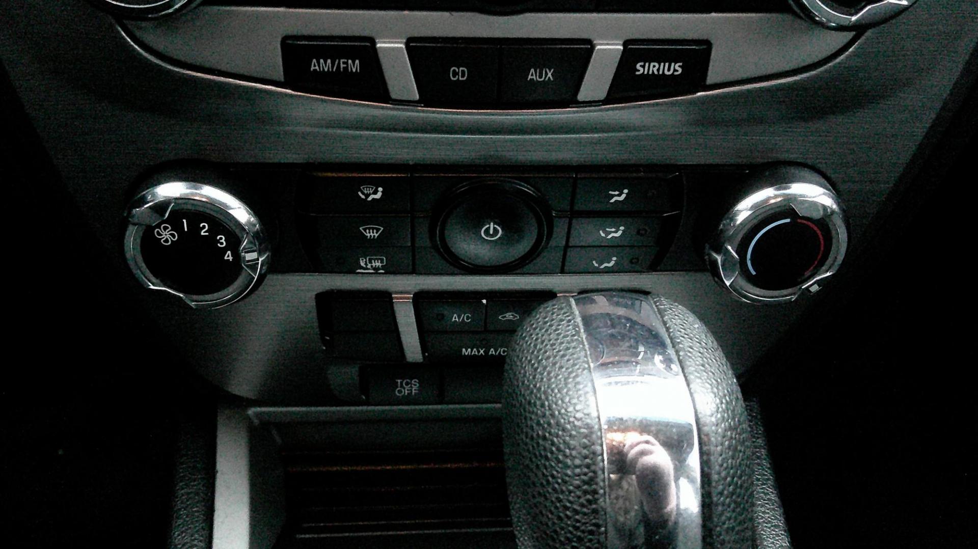 2012 SILVER Ford Fusion SE (3FAHP0HA7CR) with an 2.5L L4 DOHC 16V engine, located at 540a Delsea Drive, Sewell, NJ, 08080, (987) 867-5309, 39.752560, -75.111206 - Photo#20