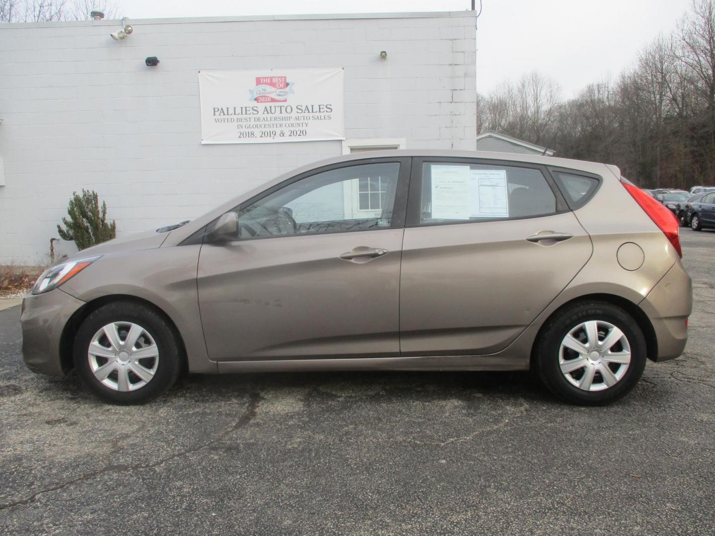 2013 BROWN Hyundai Accent GS 5-Door (KMHCT5AE8DU) with an 1.6L L4 DOHC 16V engine, located at 540a Delsea Drive, Sewell, NJ, 08080, (987) 867-5309, 39.752560, -75.111206 - Photo#1