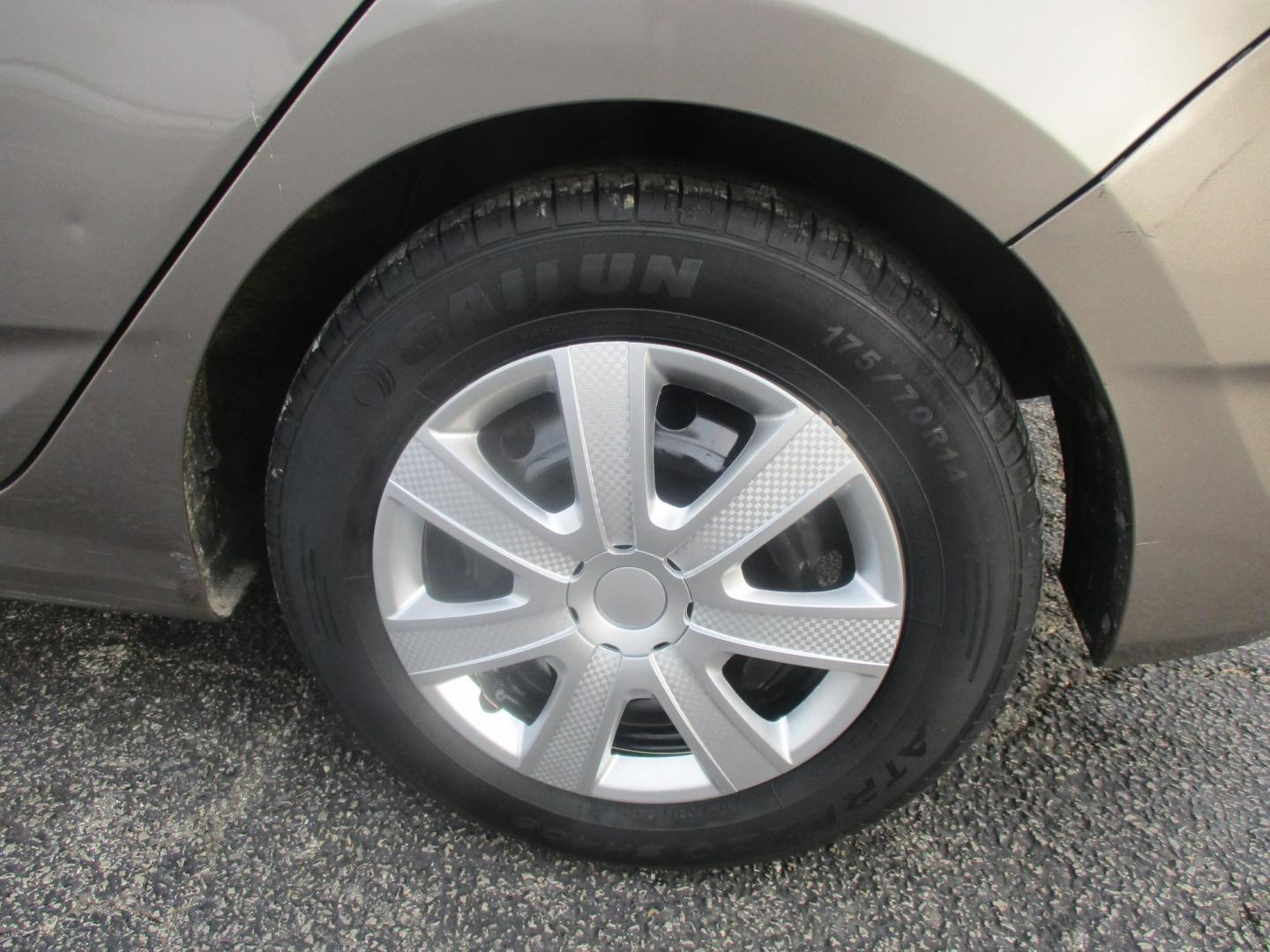 2013 BROWN Hyundai Accent GS 5-Door (KMHCT5AE8DU) with an 1.6L L4 DOHC 16V engine, located at 540a Delsea Drive, Sewell, NJ, 08080, (987) 867-5309, 39.752560, -75.111206 - Photo#25