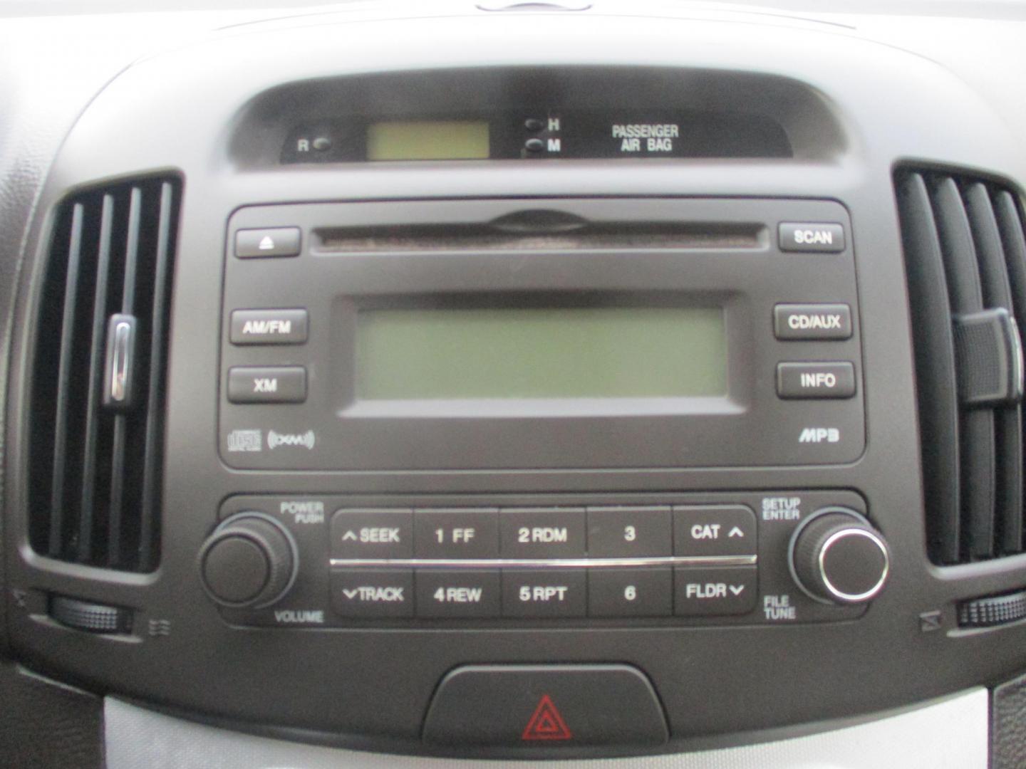 2009 GREEN Hyundai Elantra GLS (KMHDU46D09U) with an 2.0L L4 DOHC 16V engine, located at 540a Delsea Drive, Sewell, NJ, 08080, (987) 867-5309, 39.752560, -75.111206 - Photo#15