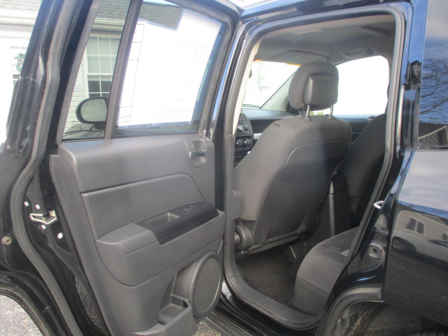 2014 BLACK Jeep Compass Sport FWD (1C4NJCBB0ED) with an 2.4L L4 DOHC 16V engine, located at 540a Delsea Drive, Sewell, NJ, 08080, (987) 867-5309, 39.752560, -75.111206 - Photo#12