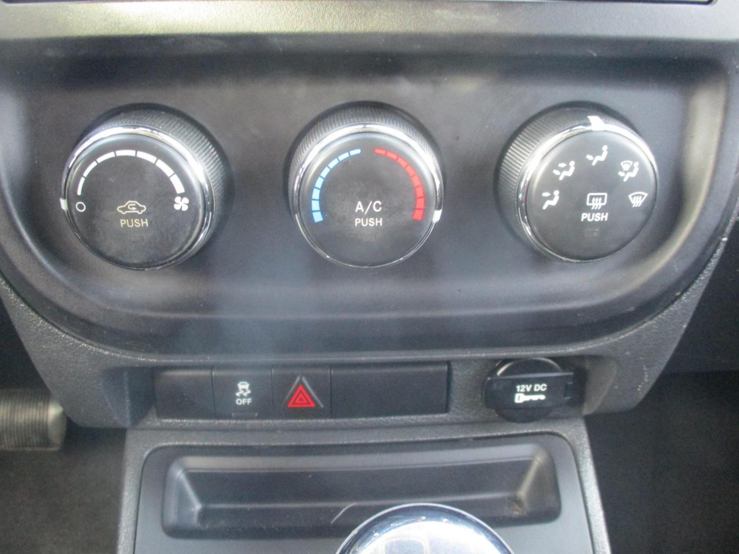 2014 BLACK Jeep Compass Sport FWD (1C4NJCBB0ED) with an 2.4L L4 DOHC 16V engine, located at 540a Delsea Drive, Sewell, NJ, 08080, (987) 867-5309, 39.752560, -75.111206 - Photo#19