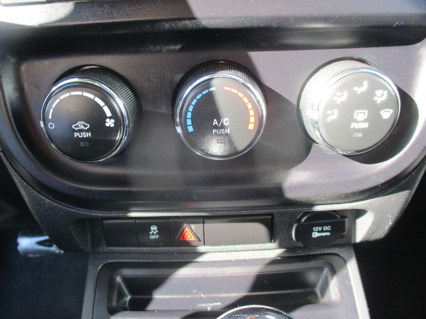 2014 BLACK Jeep Compass Sport FWD (1C4NJCBB0ED) with an 2.4L L4 DOHC 16V engine, located at 540a Delsea Drive, Sewell, NJ, 08080, (987) 867-5309, 39.752560, -75.111206 - Photo#18