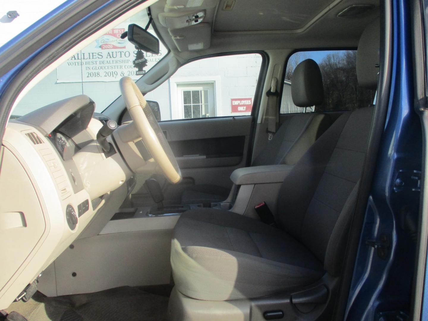 2010 BLUE Ford Escape XLT FWD (1FMCU0DG0AK) with an 3.0L V6 DOHC 24V engine, 6-Speed Automatic transmission, located at 540a Delsea Drive, Sewell, NJ, 08080, (987) 867-5309, 39.752560, -75.111206 - Photo#11