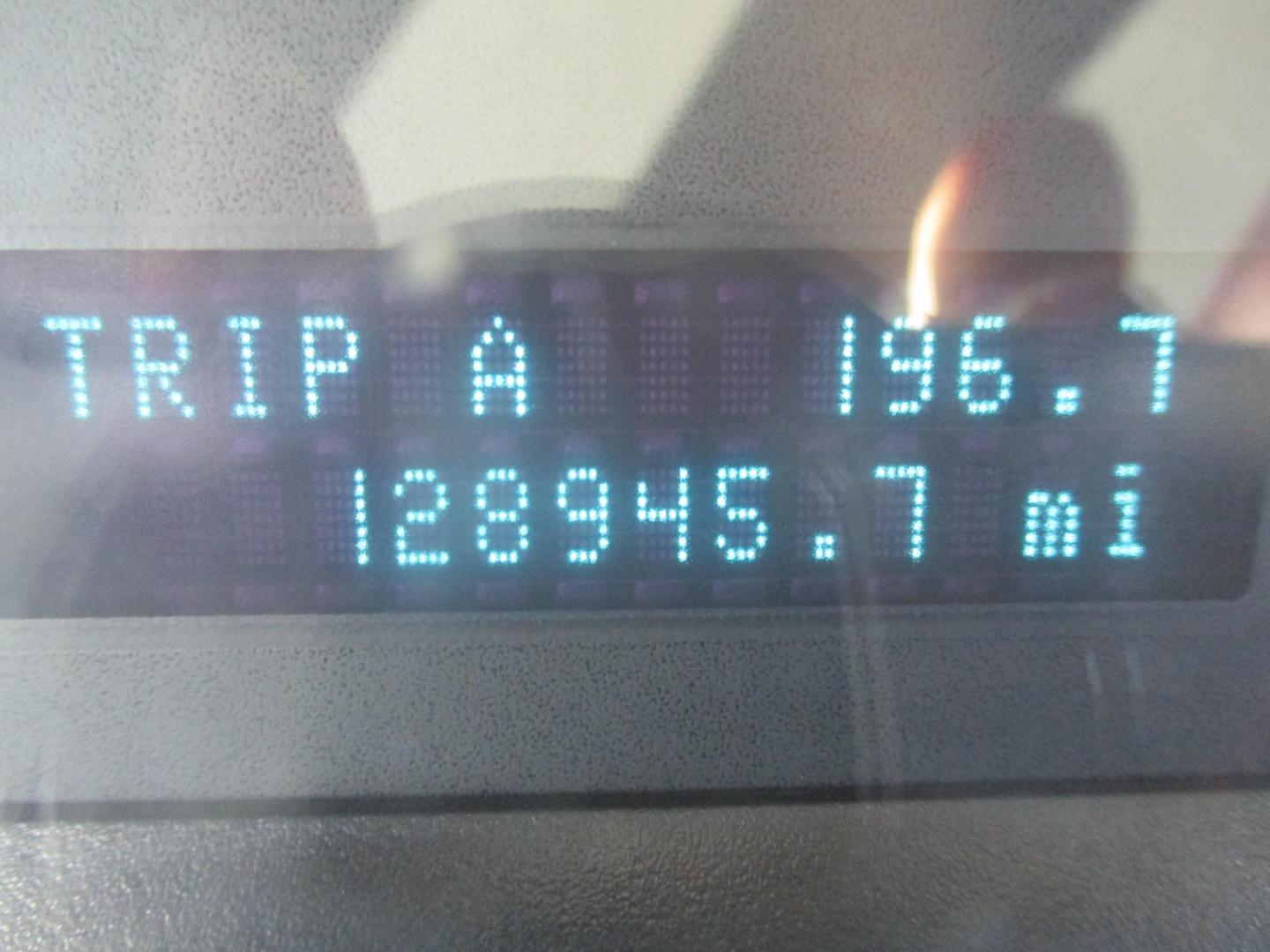 2010 BLUE Ford Escape XLT FWD (1FMCU0DG0AK) with an 3.0L V6 DOHC 24V engine, 6-Speed Automatic transmission, located at 540a Delsea Drive, Sewell, NJ, 08080, (987) 867-5309, 39.752560, -75.111206 - Photo#16