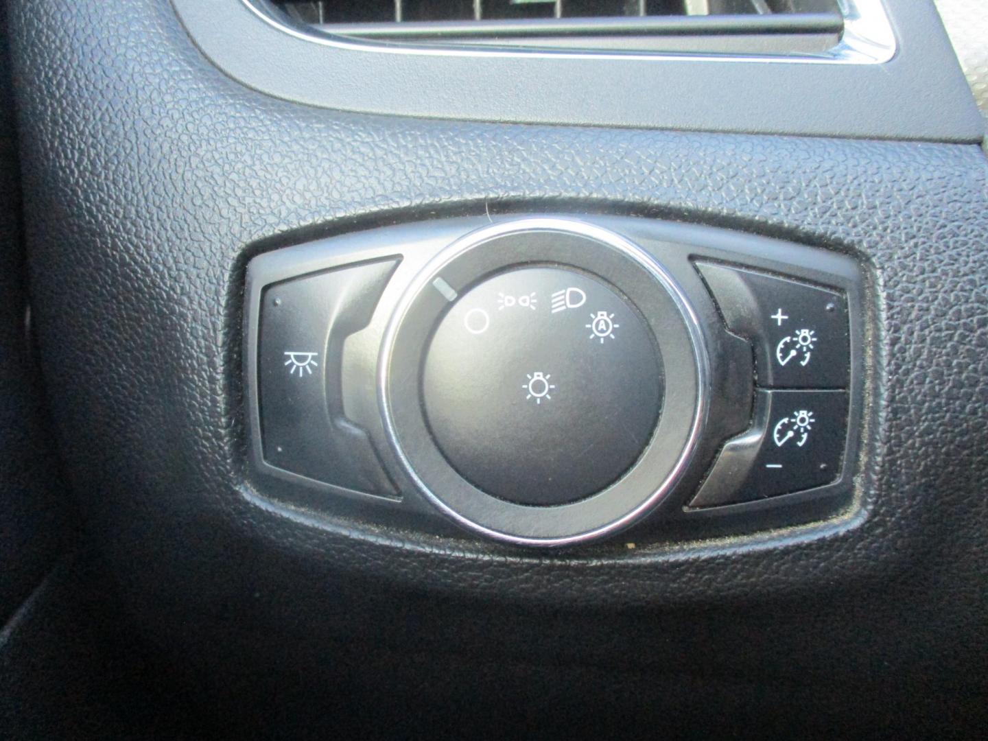 2013 BLACK Ford Edge SEL AWD (2FMDK4JC9DB) with an 3.5L V6 DOHC 24V engine, 6-Speed Automatic transmission, located at 540a Delsea Drive, Sewell, NJ, 08080, (987) 867-5309, 39.752560, -75.111206 - Photo#21