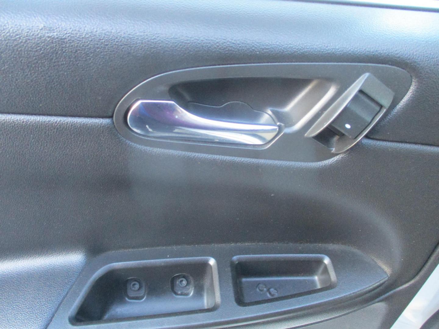 2016 WHITE Chevrolet Impala Limited LTZ (2G1WC5E33G1) with an 3.6L V6 DOHC 16V FFV engine, 6A transmission, located at 540a Delsea Drive, Sewell, NJ, 08080, (987) 867-5309, 39.752560, -75.111206 - Photo#14