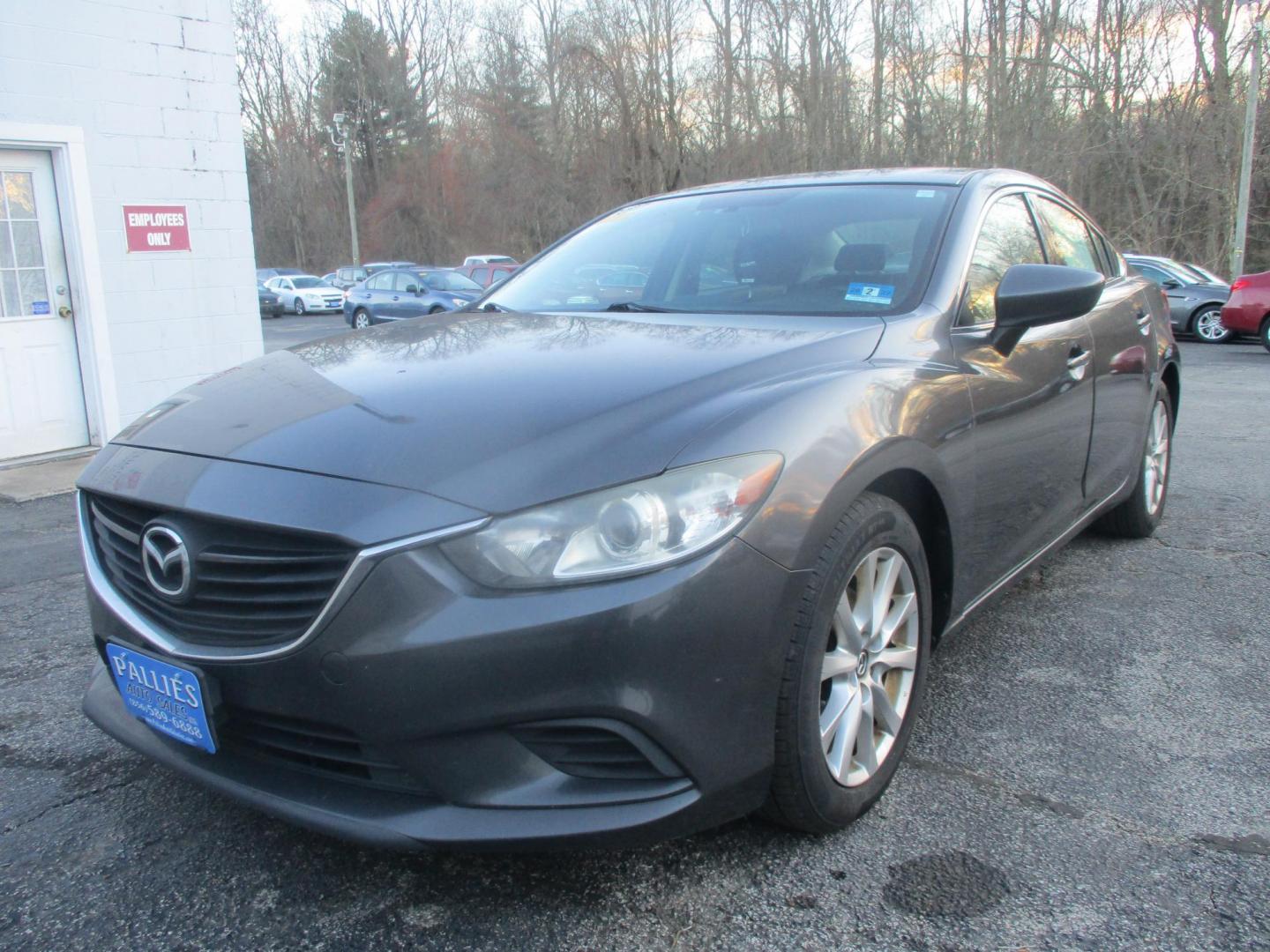 2016 Mazda MAZDA6 i Sport's photo