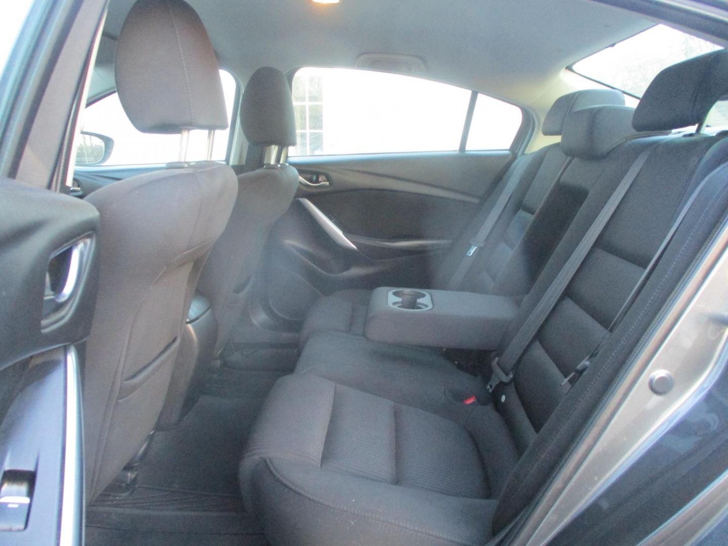 2016 GRAY Mazda Mazda6 i Sport AT (JM1GJ1U54G1) with an 2.5L L4 DOHC 16V engine, 6-Speed Automatic transmission, located at 540a Delsea Drive, Sewell, NJ, 08080, (987) 867-5309, 39.752560, -75.111206 - Photo#14