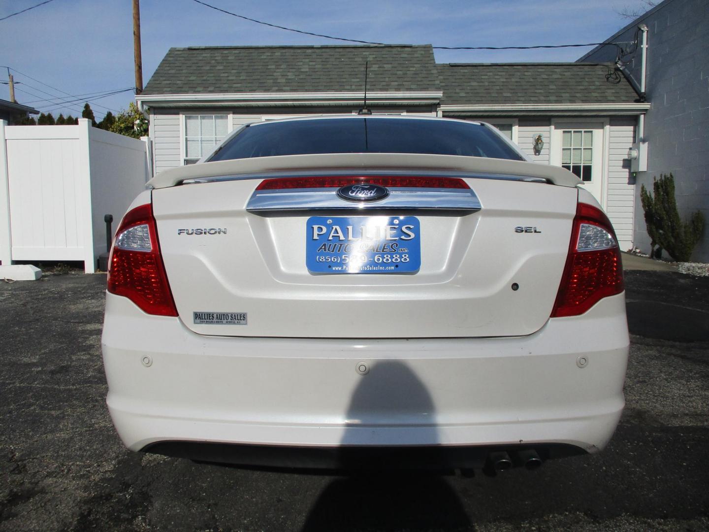 2010 WHITE Ford Fusion SEL (3FAHP0JA5AR) with an 2.5L L4 DOHC 16V engine, located at 540a Delsea Drive, Sewell, NJ, 08080, (987) 867-5309, 39.752560, -75.111206 - Photo#3