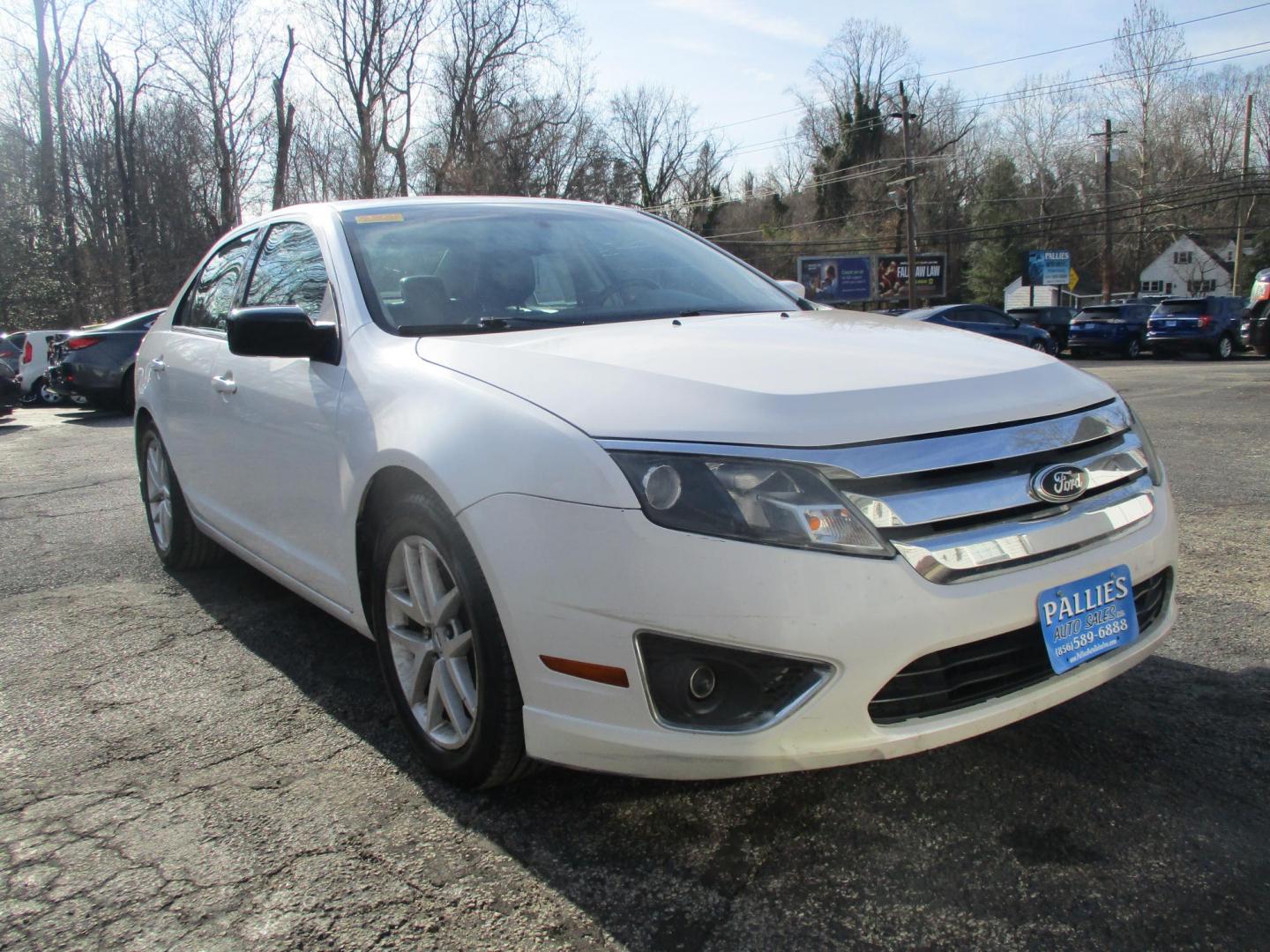 2010 WHITE Ford Fusion SEL (3FAHP0JA5AR) with an 2.5L L4 DOHC 16V engine, located at 540a Delsea Drive, Sewell, NJ, 08080, (987) 867-5309, 39.752560, -75.111206 - Photo#8