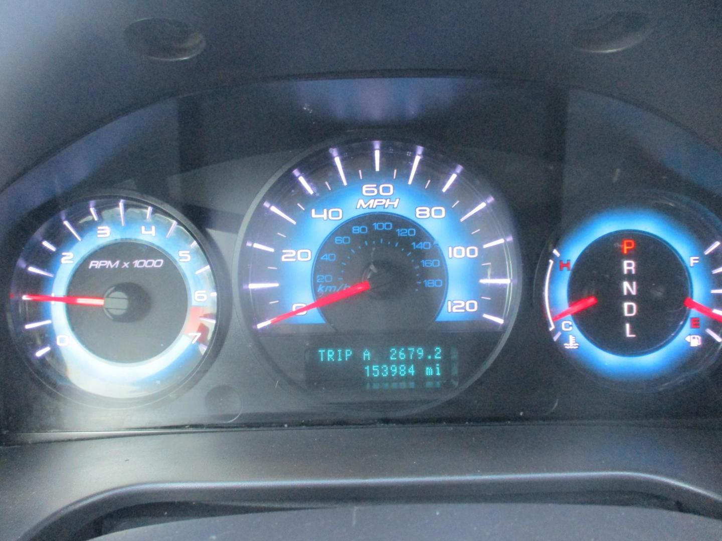 2010 WHITE Ford Fusion SEL (3FAHP0JA5AR) with an 2.5L L4 DOHC 16V engine, located at 540a Delsea Drive, Sewell, NJ, 08080, (987) 867-5309, 39.752560, -75.111206 - Photo#16