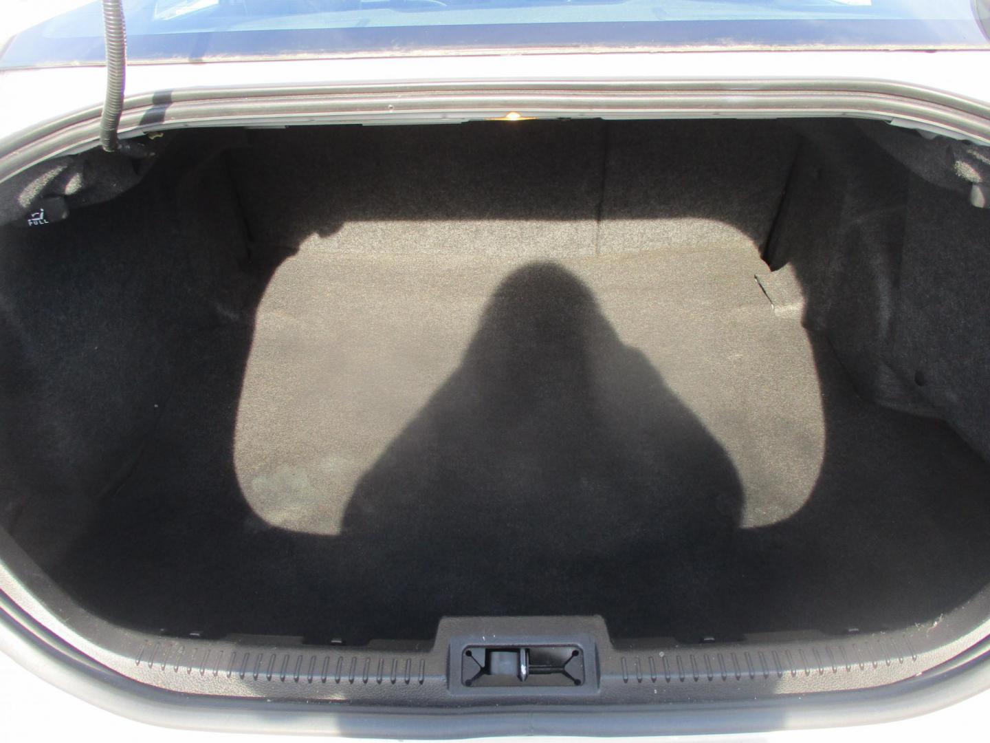 2010 WHITE Ford Fusion SEL (3FAHP0JA5AR) with an 2.5L L4 DOHC 16V engine, located at 540a Delsea Drive, Sewell, NJ, 08080, (987) 867-5309, 39.752560, -75.111206 - Photo#22