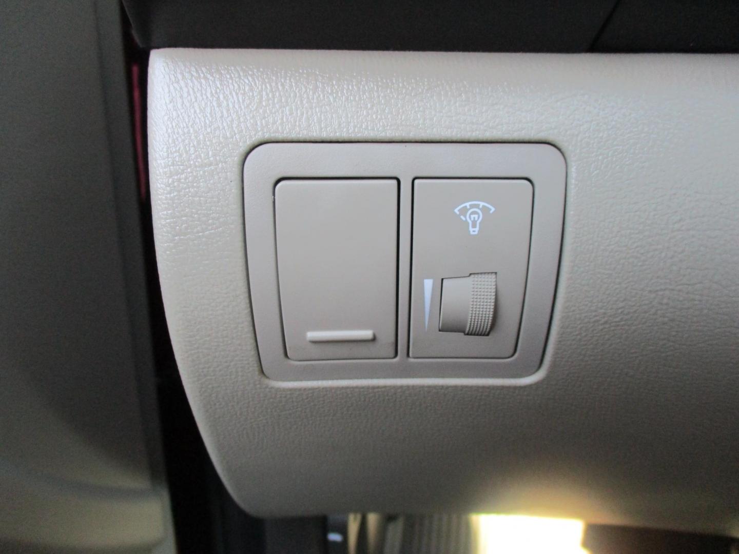 2010 RED Hyundai Elantra GLS (KMHDU4AD4AU) with an 2.0L L4 DOHC 16V engine, located at 540a Delsea Drive, Sewell, NJ, 08080, (987) 867-5309, 39.752560, -75.111206 - Photo#21