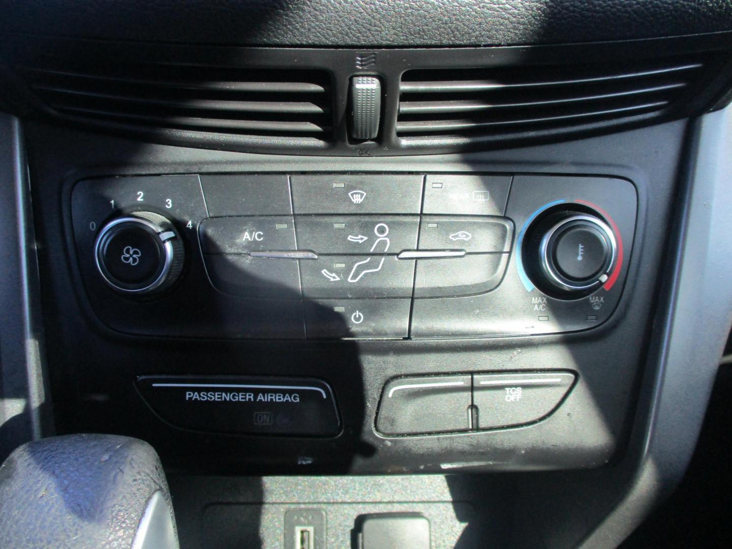 2018 WHITE Ford Escape S FWD (1FMCU0F73JU) with an 2.5L L4 DOHC 16V engine, 6A transmission, located at 540a Delsea Drive, Sewell, NJ, 08080, (987) 867-5309, 39.752560, -75.111206 - Photo#20