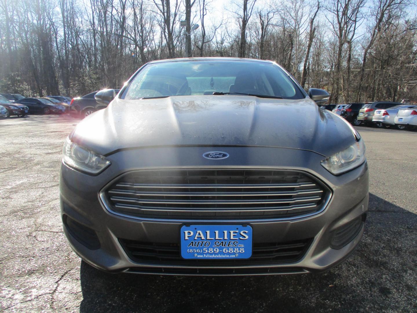 2014 GRAY Ford Fusion SE (1FA6P0H74E5) with an 2.5L L4 DOHC 16V engine, located at 540a Delsea Drive, Sewell, NJ, 08080, (987) 867-5309, 39.752560, -75.111206 - Photo#8