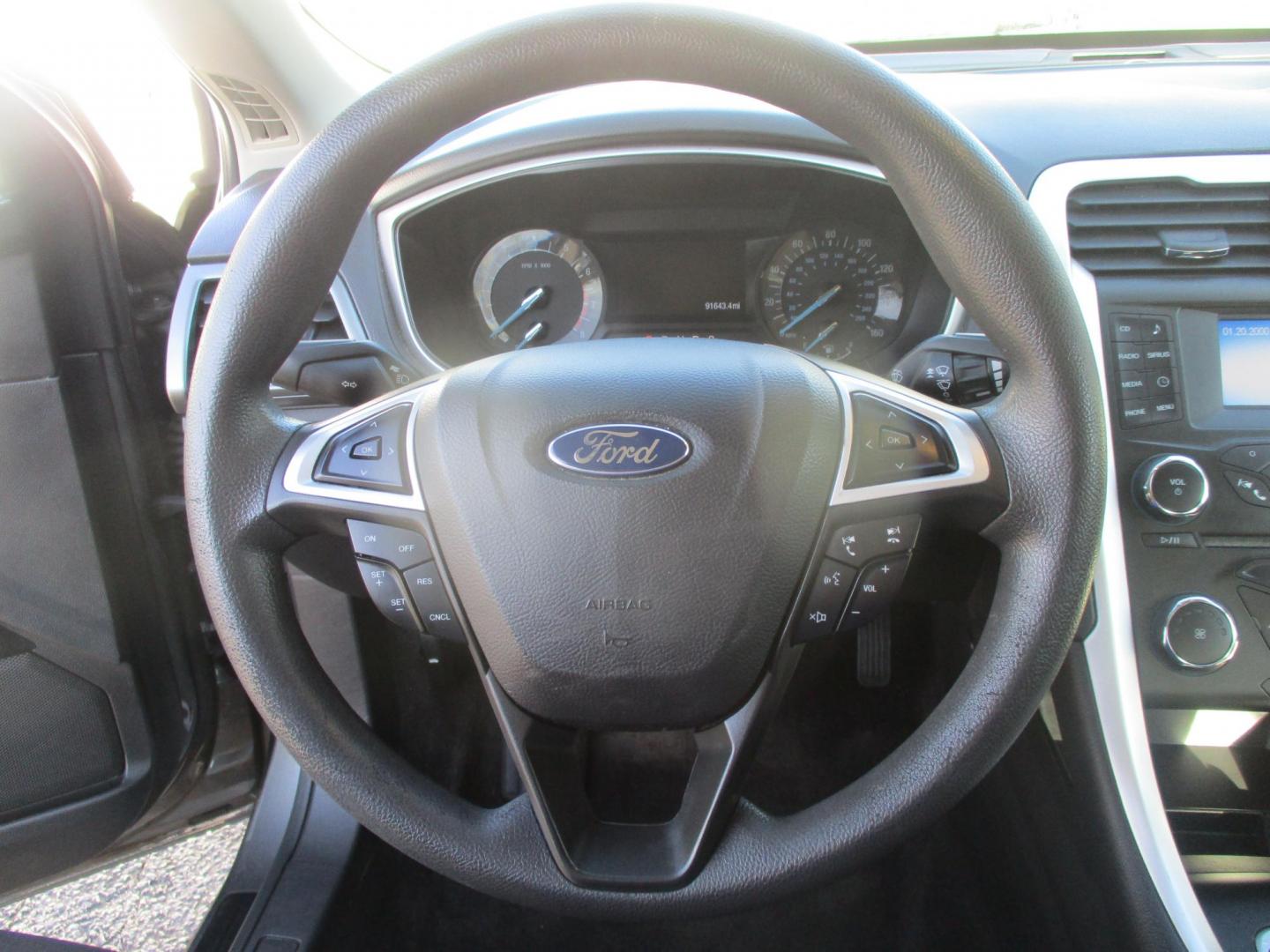 2014 GRAY Ford Fusion SE (1FA6P0H74E5) with an 2.5L L4 DOHC 16V engine, located at 540a Delsea Drive, Sewell, NJ, 08080, (987) 867-5309, 39.752560, -75.111206 - Photo#15