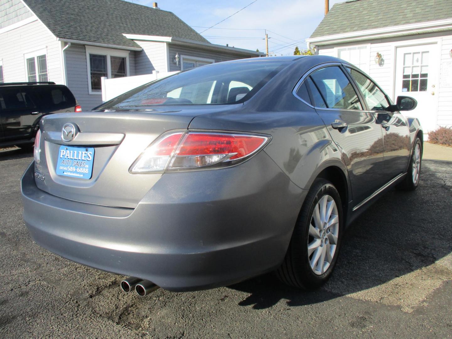 2011 GRAY Mazda MAZDA6 I Grand Touring (1YVHZ8CH5B5) with an 2.5L L4 DOHC 16V engine, 5-Speed Automatic transmission, located at 540a Delsea Drive, Sewell, NJ, 08080, (987) 867-5309, 39.752560, -75.111206 - Photo#5