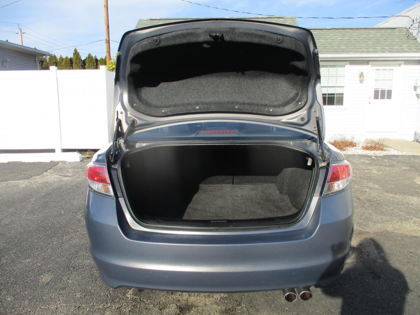 2011 GRAY Mazda MAZDA6 I Grand Touring (1YVHZ8CH5B5) with an 2.5L L4 DOHC 16V engine, 5-Speed Automatic transmission, located at 540a Delsea Drive, Sewell, NJ, 08080, (987) 867-5309, 39.752560, -75.111206 - Photo#23