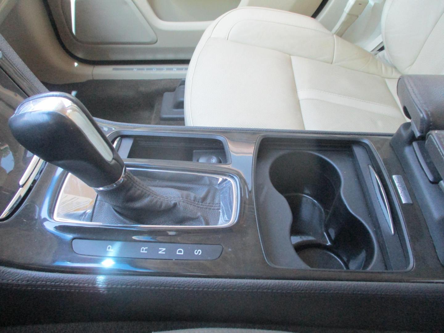 2015 BLACK Lincoln MKS AWD (1LNHL9EK0FG) with an 3.7L V6 DOHC 24V engine, 6-Speed Automatic transmission, located at 540a Delsea Drive, Sewell, NJ, 08080, (987) 867-5309, 39.752560, -75.111206- Photo#21