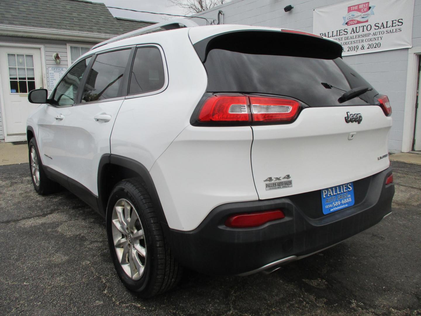 2014 WHITE Jeep Cherokee Limited 4WD (1C4PJMDB4EW) with an 2.4L L4 DOHC 16V engine, 9-Speed Automatic transmission, located at 540a Delsea Drive, Sewell, NJ, 08080, (987) 867-5309, 39.752560, -75.111206 - Photo#2