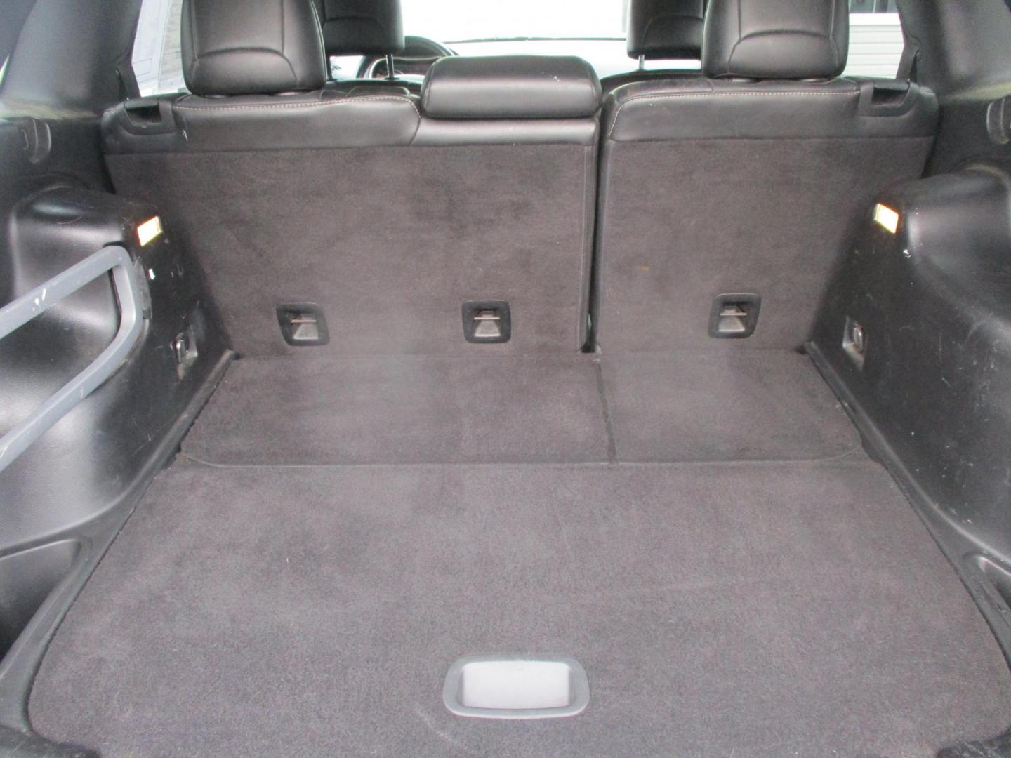 2014 WHITE Jeep Cherokee Limited 4WD (1C4PJMDB4EW) with an 2.4L L4 DOHC 16V engine, 9-Speed Automatic transmission, located at 540a Delsea Drive, Sewell, NJ, 08080, (987) 867-5309, 39.752560, -75.111206 - Photo#26