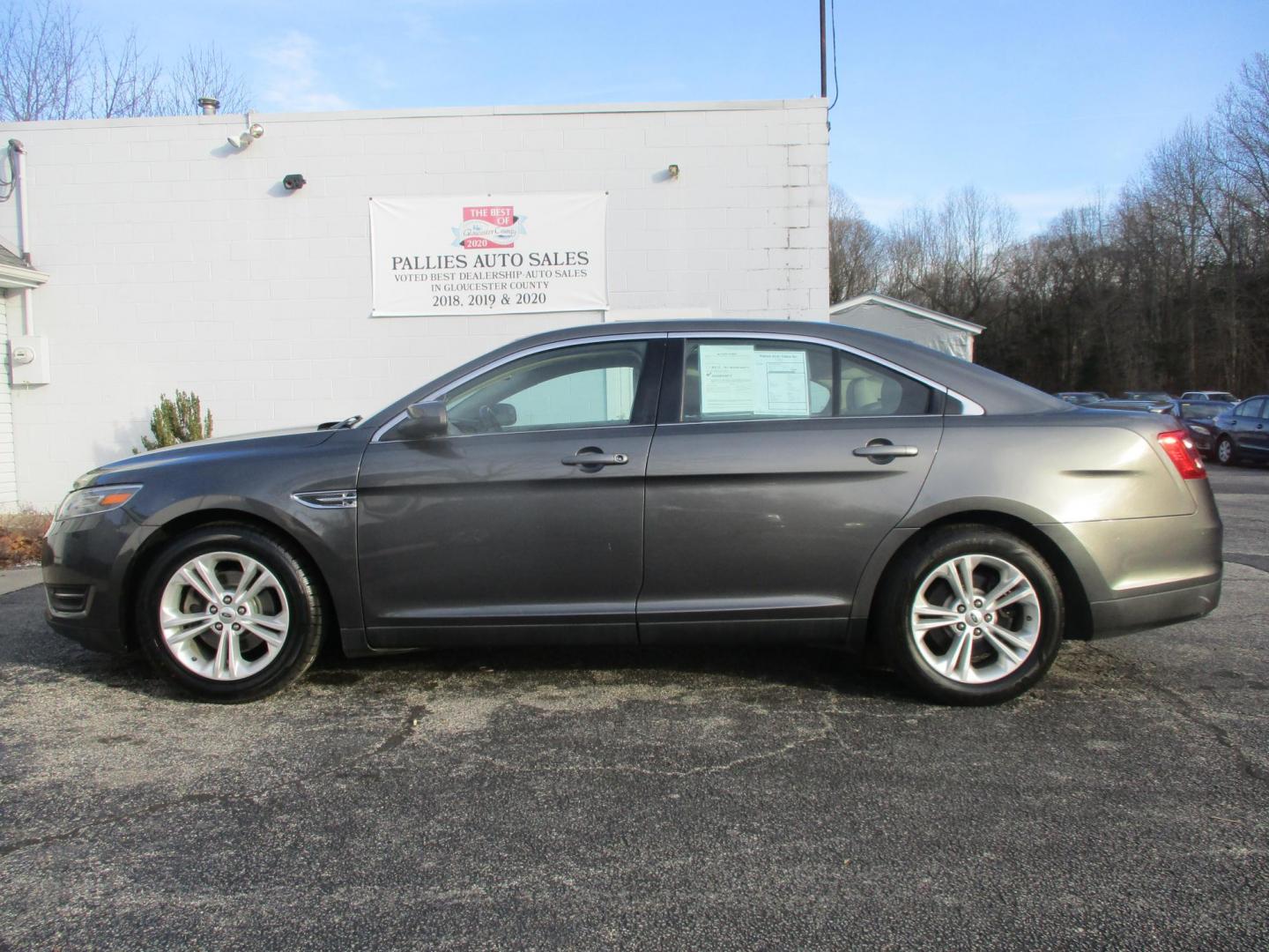 2018 GRAY Ford Taurus SEL AWD (1FAHP2H83JG) with an 3.5L V6 DOHC 24V engine, 6A transmission, located at 540a Delsea Drive, Sewell, NJ, 08080, (987) 867-5309, 39.752560, -75.111206 - Photo#1