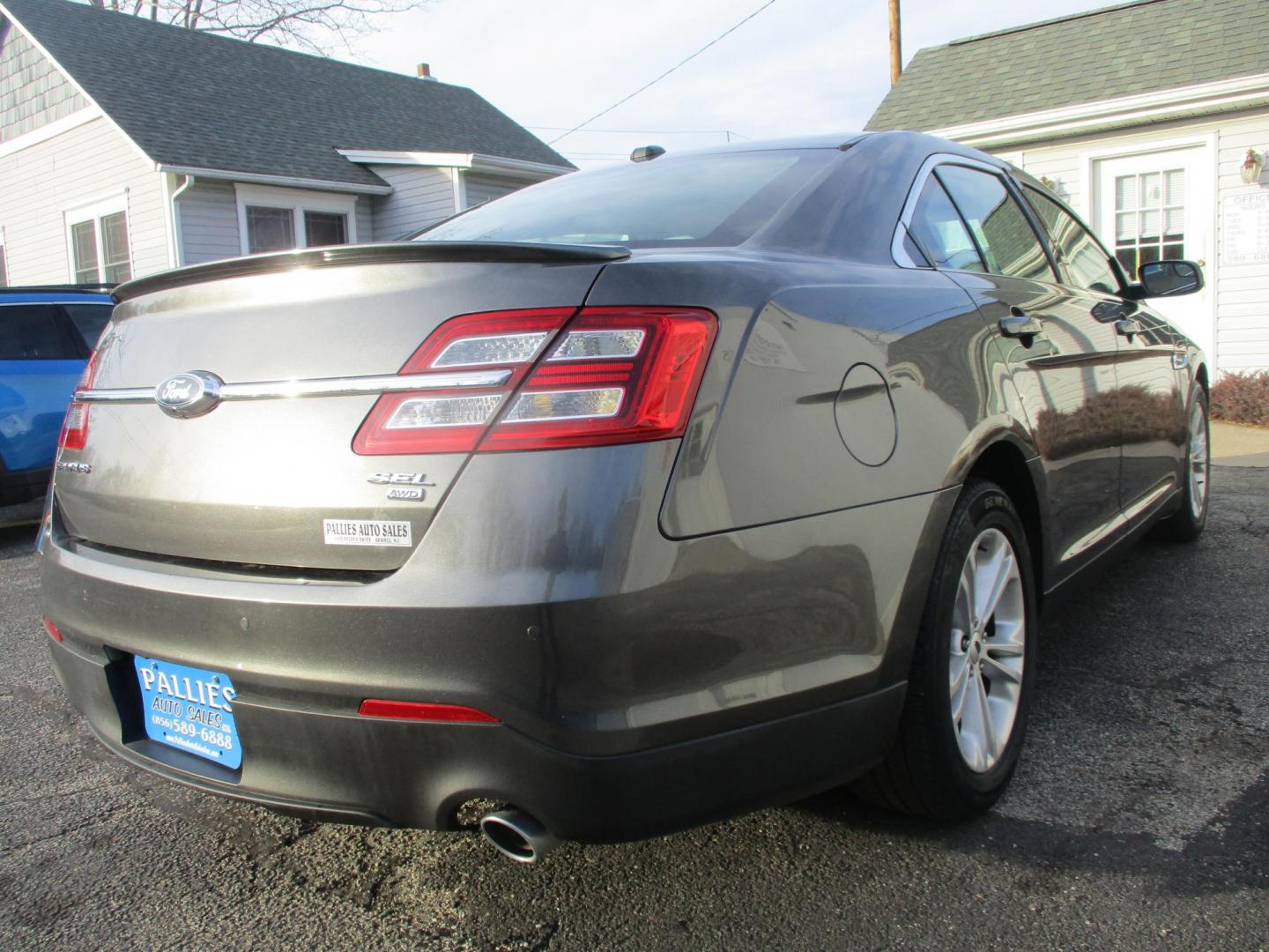 2018 GRAY Ford Taurus SEL AWD (1FAHP2H83JG) with an 3.5L V6 DOHC 24V engine, 6A transmission, located at 540a Delsea Drive, Sewell, NJ, 08080, (987) 867-5309, 39.752560, -75.111206 - Photo#5