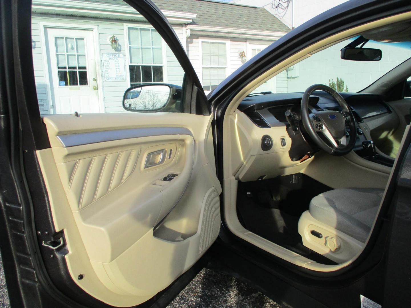 2018 GRAY Ford Taurus SEL AWD (1FAHP2H83JG) with an 3.5L V6 DOHC 24V engine, 6A transmission, located at 540a Delsea Drive, Sewell, NJ, 08080, (987) 867-5309, 39.752560, -75.111206 - Photo#9