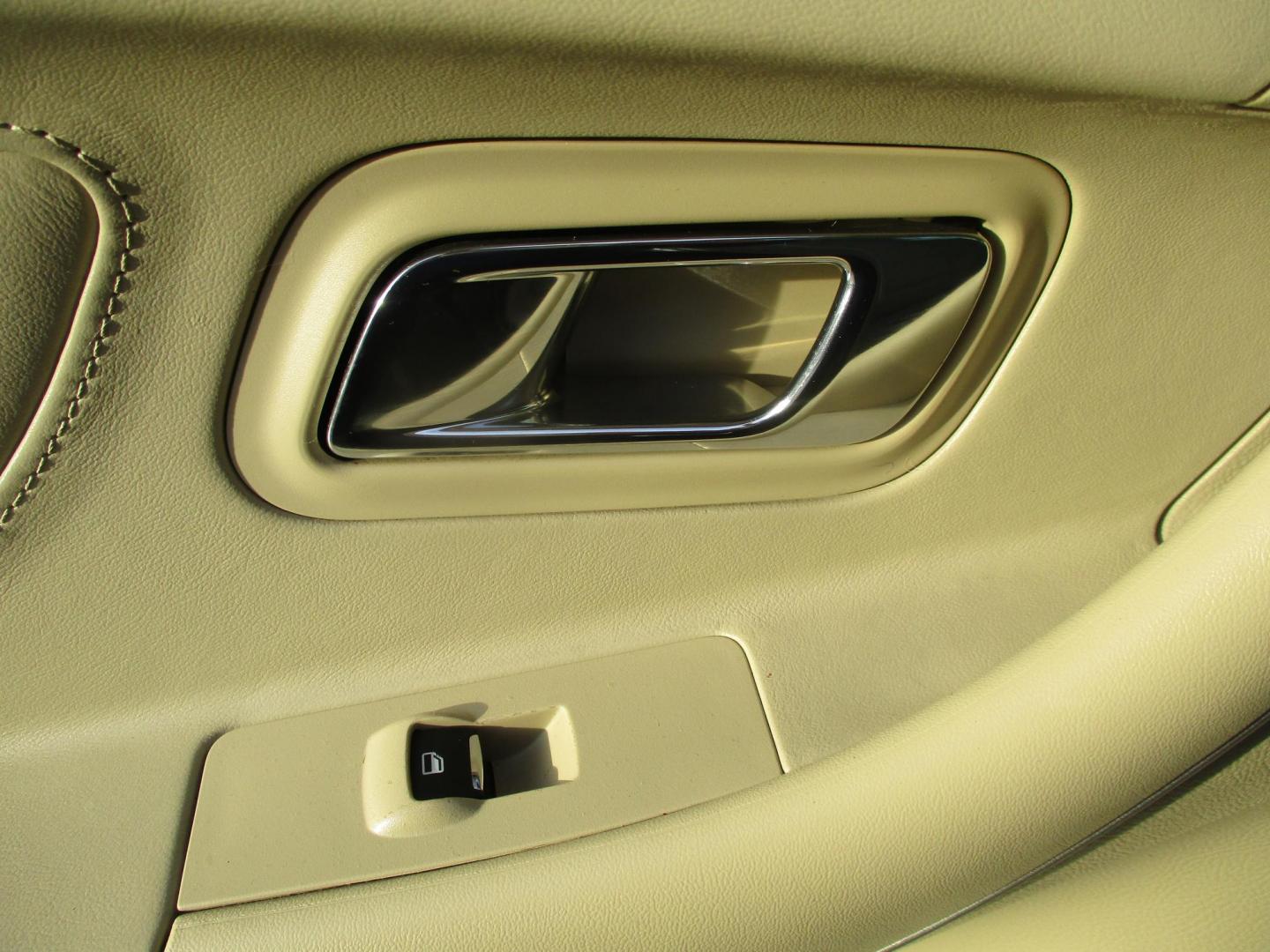 2018 GRAY Ford Taurus SEL AWD (1FAHP2H83JG) with an 3.5L V6 DOHC 24V engine, 6A transmission, located at 540a Delsea Drive, Sewell, NJ, 08080, (987) 867-5309, 39.752560, -75.111206 - Photo#13