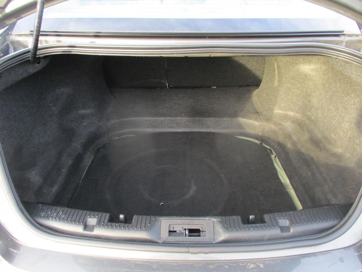 2018 GRAY Ford Taurus SEL AWD (1FAHP2H83JG) with an 3.5L V6 DOHC 24V engine, 6A transmission, located at 540a Delsea Drive, Sewell, NJ, 08080, (987) 867-5309, 39.752560, -75.111206 - Photo#24