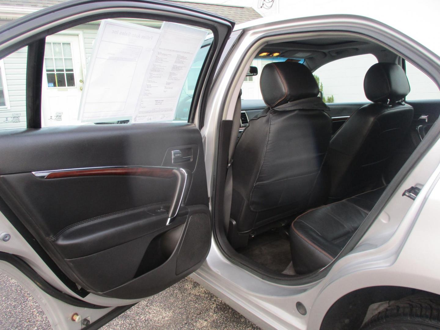 2012 SILVER Lincoln MKZ AWD (3LNHL2JC0CR) with an 3.5L V6 DOHC 24V engine, 6-Speed Automatic transmission, located at 540a Delsea Drive, Sewell, NJ, 08080, (987) 867-5309, 39.752560, -75.111206 - Photo#13