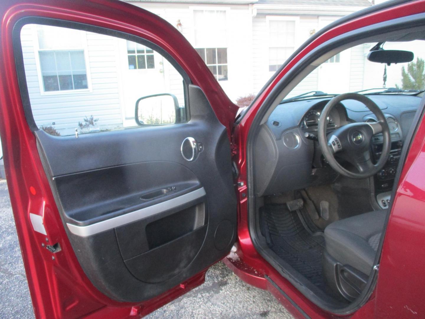 2008 RED Chevrolet HHR LS (3GNDA13D68S) with an 2.2L L4 DOHC 16V engine, 4-Speed Automatic Overdrive transmission, located at 540a Delsea Drive, Sewell, NJ, 08080, (987) 867-5309, 39.752560, -75.111206 - Photo#8