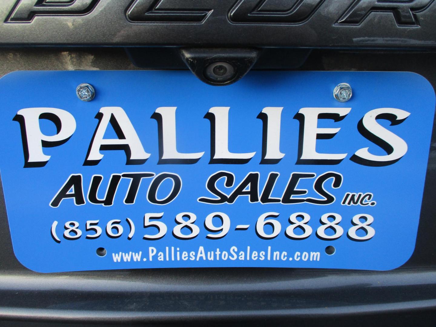 2015 GRAY Ford Explorer XLT 4WD (1FM5K8D87FG) with an 3.5L V6 DOHC 24V engine, 6-Speed Automatic transmission, located at 540a Delsea Drive, Sewell, NJ, 08080, (987) 867-5309, 39.752560, -75.111206 - Photo#4