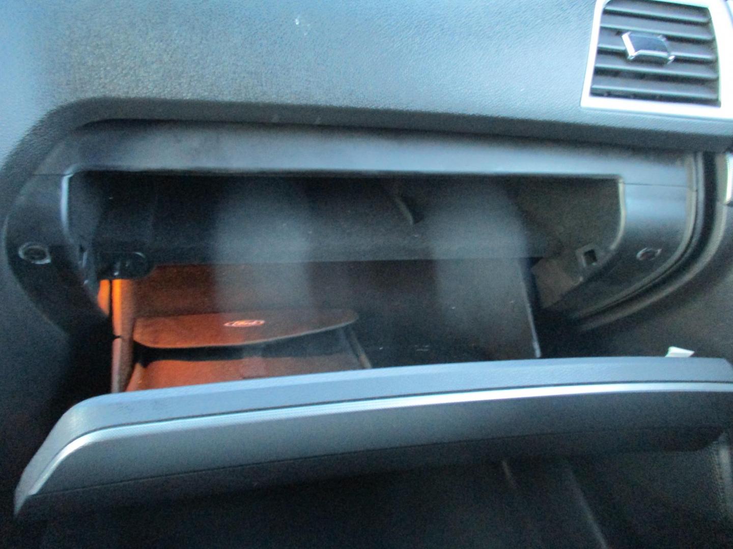 2015 GRAY Ford Explorer XLT 4WD (1FM5K8D87FG) with an 3.5L V6 DOHC 24V engine, 6-Speed Automatic transmission, located at 540a Delsea Drive, Sewell, NJ, 08080, (987) 867-5309, 39.752560, -75.111206 - Photo#28