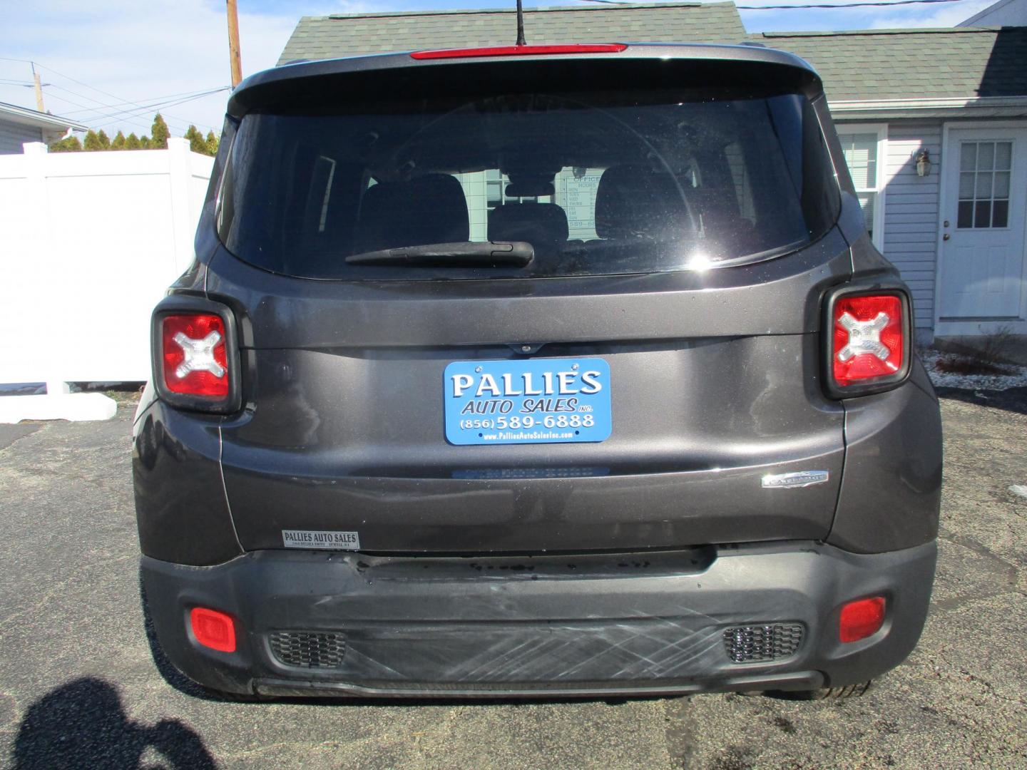 2017 GRAY Jeep Renegade Latitude 4WD (ZACCJBBB1HP) with an 2.4L L4 DOHC 16V engine, 6M transmission, located at 540a Delsea Drive, Sewell, NJ, 08080, (987) 867-5309, 39.752560, -75.111206 - Photo#3