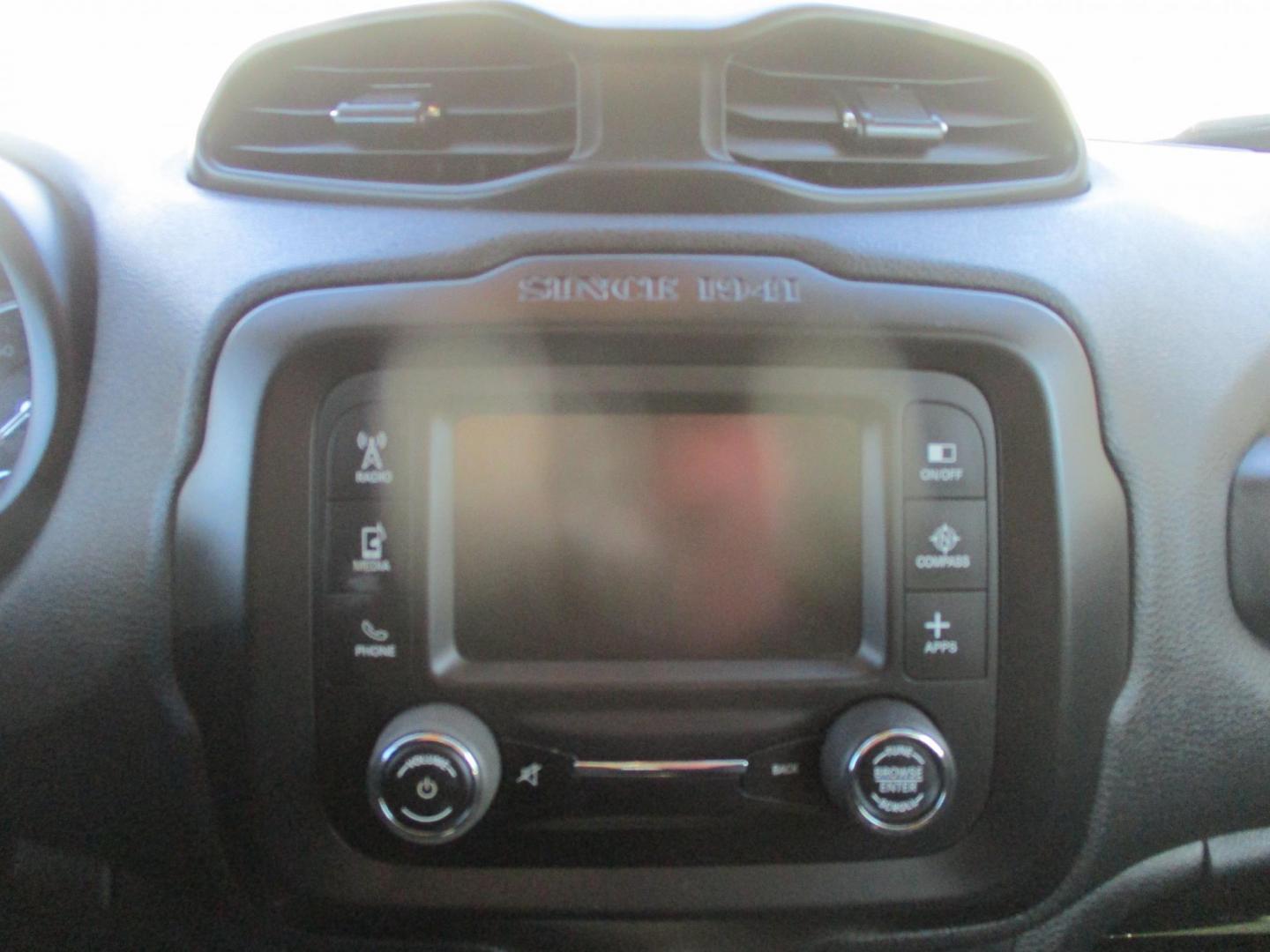 2017 GRAY Jeep Renegade Latitude 4WD (ZACCJBBB1HP) with an 2.4L L4 DOHC 16V engine, 6M transmission, located at 540a Delsea Drive, Sewell, NJ, 08080, (987) 867-5309, 39.752560, -75.111206 - Photo#20