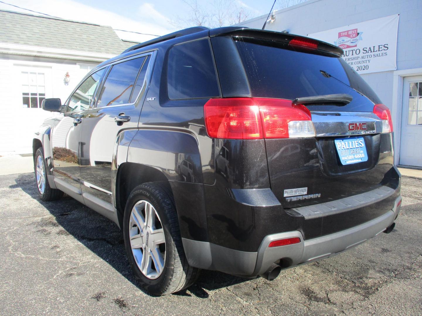 2011 BLACK GMC Terrain SLT1 FWD (2CTFLUE58B6) with an 3.0L V6 DOHC 24V engine, 6-Speed Automatic transmission, located at 540a Delsea Drive, Sewell, NJ, 08080, (987) 867-5309, 39.752560, -75.111206 - Photo#2