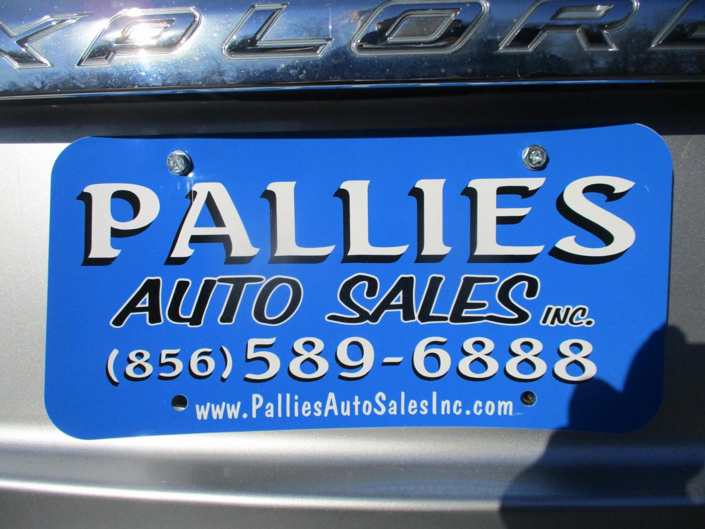 2013 SILVER Ford Explorer Base 4WD (1FM5K8B86DG) with an 3.5L V6 DOHC 24V engine, 6-Speed Automatic transmission, located at 540a Delsea Drive, Sewell, NJ, 08080, (987) 867-5309, 39.752560, -75.111206 - Photo#4