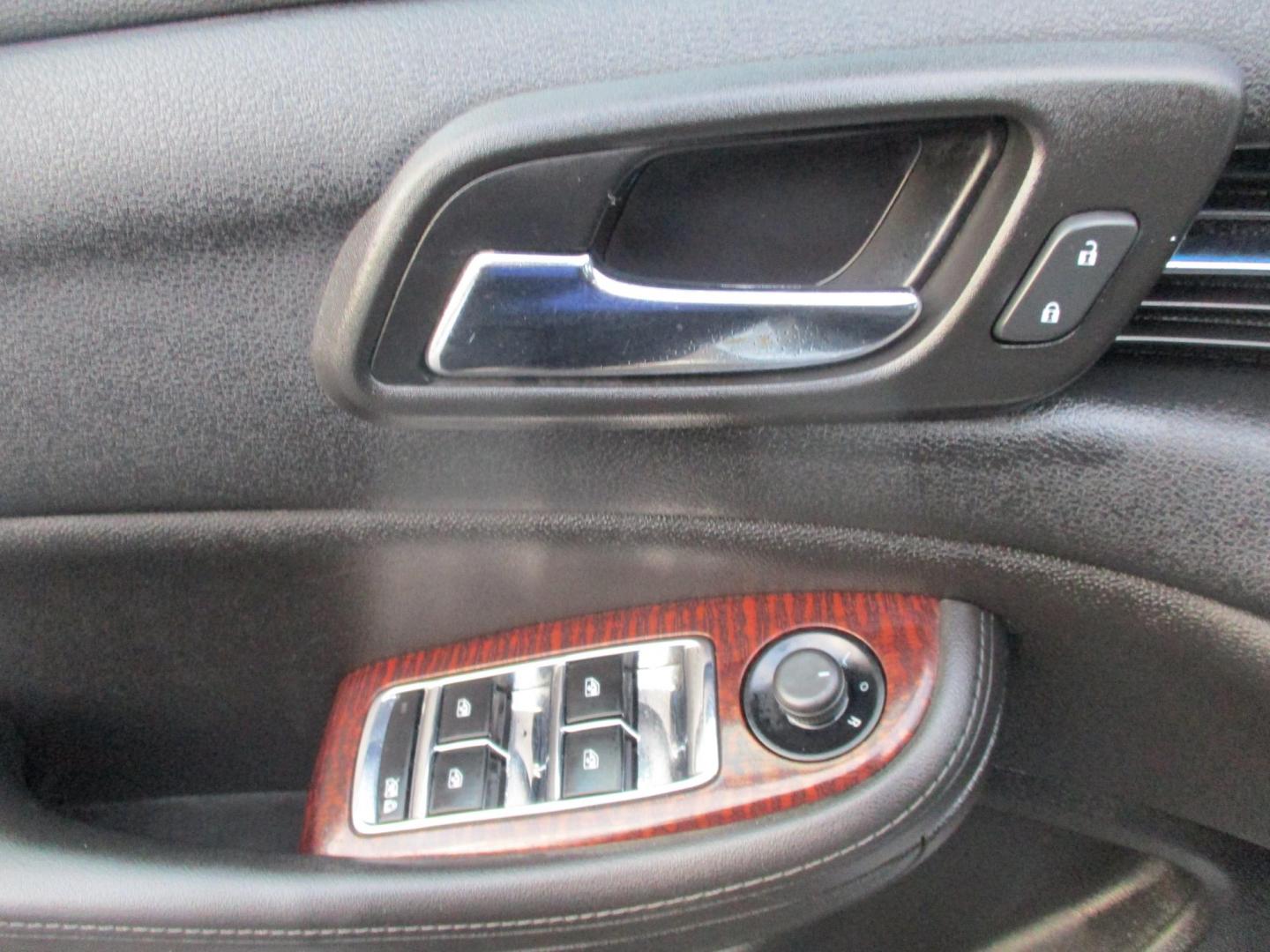 2013 SILVER Chevrolet Malibu LTZ (1G11H5SA7DF) with an 2.5L L4 DOHC 16V engine, 6-Speed Automatic transmission, located at 540a Delsea Drive, Sewell, NJ, 08080, (987) 867-5309, 39.752560, -75.111206 - Photo#10