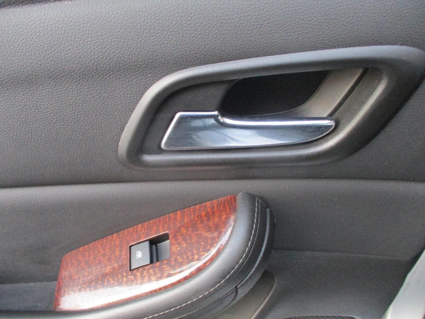 2013 SILVER Chevrolet Malibu LTZ (1G11H5SA7DF) with an 2.5L L4 DOHC 16V engine, 6-Speed Automatic transmission, located at 540a Delsea Drive, Sewell, NJ, 08080, (987) 867-5309, 39.752560, -75.111206 - Photo#13