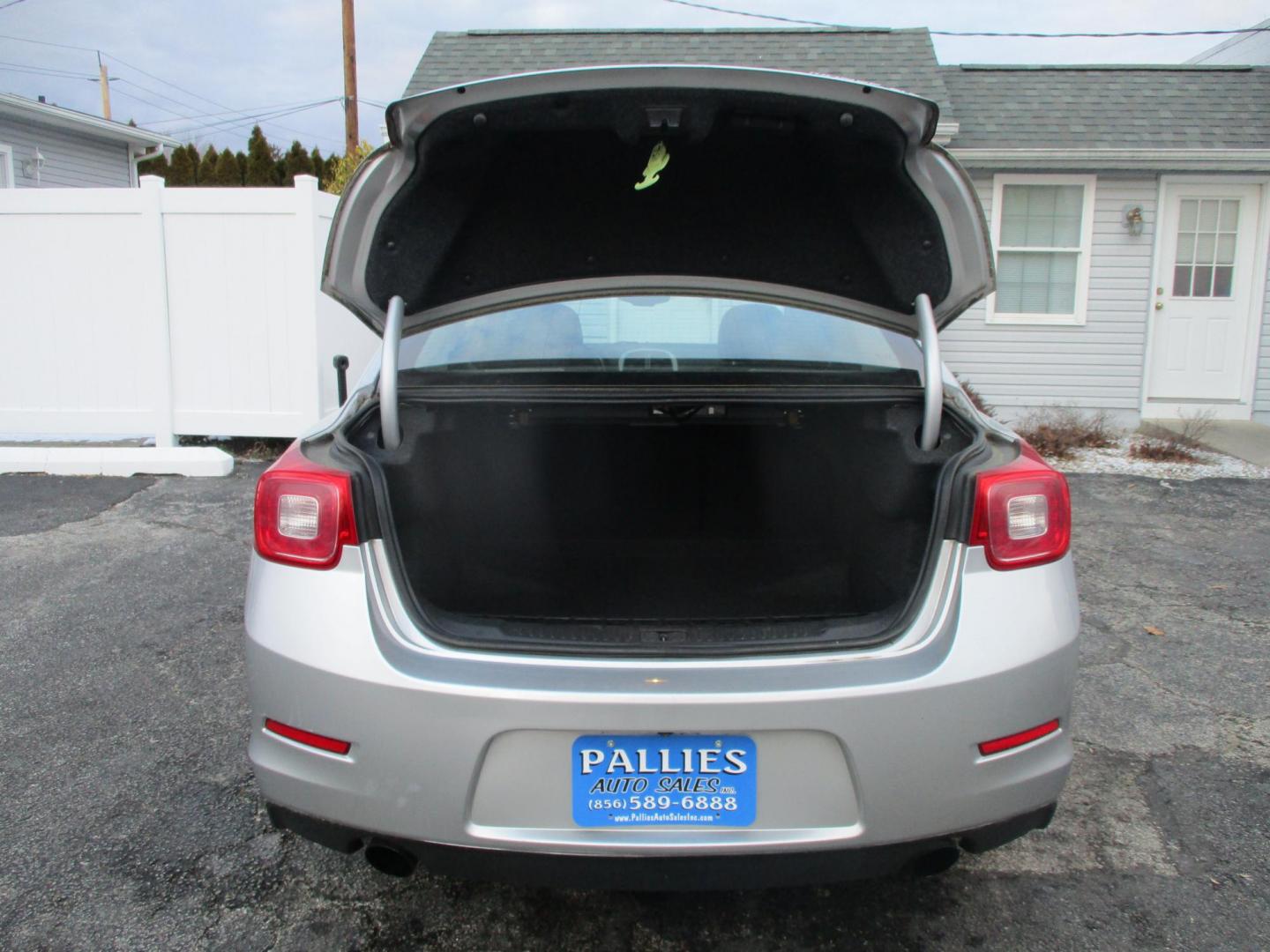 2013 SILVER Chevrolet Malibu LTZ (1G11H5SA7DF) with an 2.5L L4 DOHC 16V engine, 6-Speed Automatic transmission, located at 540a Delsea Drive, Sewell, NJ, 08080, (987) 867-5309, 39.752560, -75.111206 - Photo#26