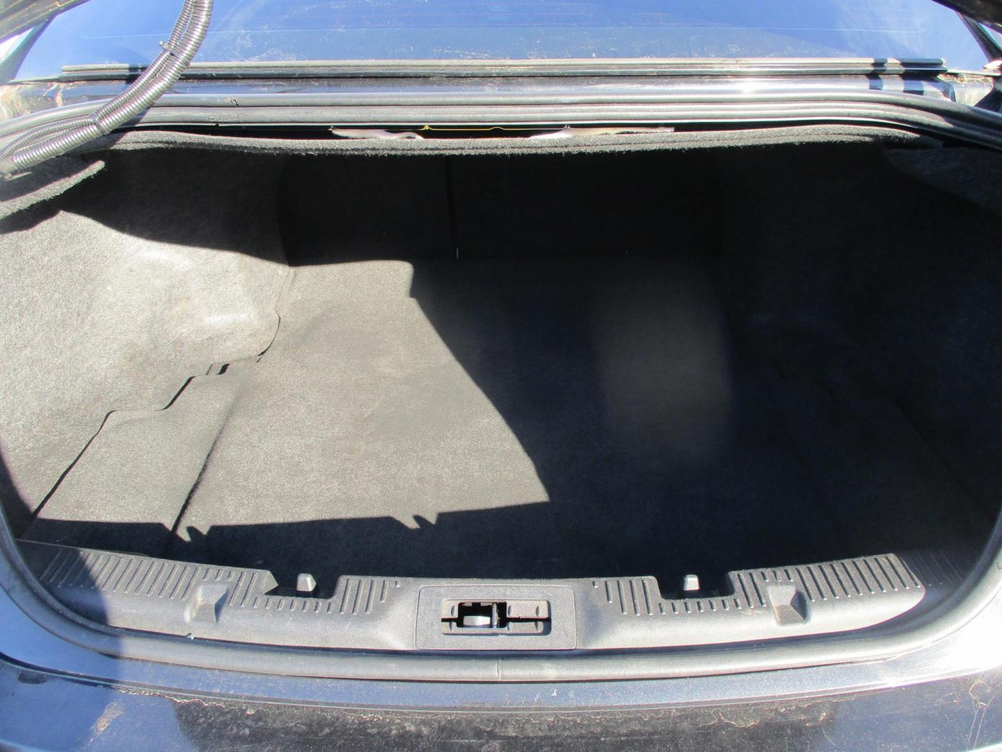 2013 BLACK Ford Taurus SEL AWD (1FAHP2H82DG) with an 3.5L V6 DOHC 24V engine, 6-Speed Automatic transmission, located at 540a Delsea Drive, Sewell, NJ, 08080, (987) 867-5309, 39.752560, -75.111206 - Photo#26