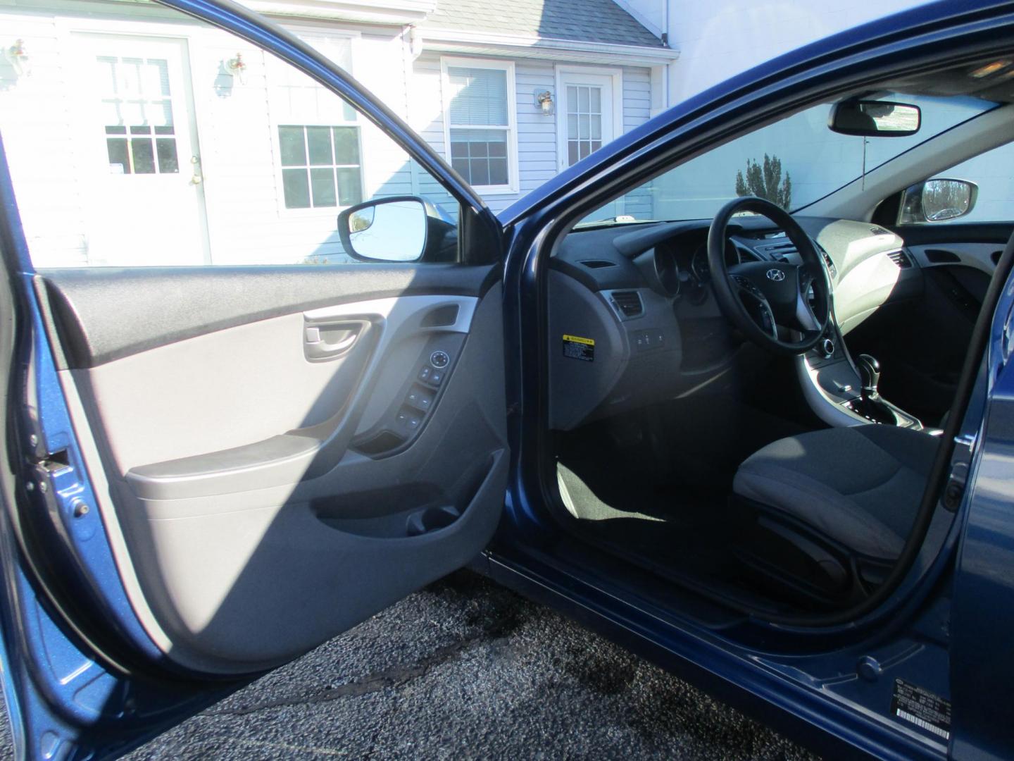 2016 BLUE Hyundai Elantra Limited (5NPDH4AE7GH) with an 1.8L L4 DOHC 16V engine, 6-Speed Automatic transmission, located at 540a Delsea Drive, Sewell, NJ, 08080, (987) 867-5309, 39.752560, -75.111206 - Photo#9