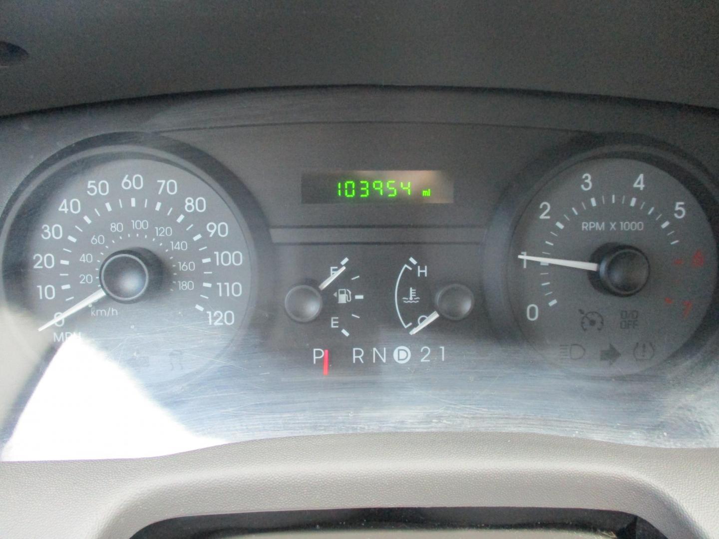 2007 SILVER Mercury Grand Marquis GS (2MEFM74W57X) with an 4.6L V8 OHC 16V engine, 4-Speed Automatic transmission, located at 540a Delsea Drive, Sewell, NJ, 08080, (987) 867-5309, 39.752560, -75.111206 - Photo#15