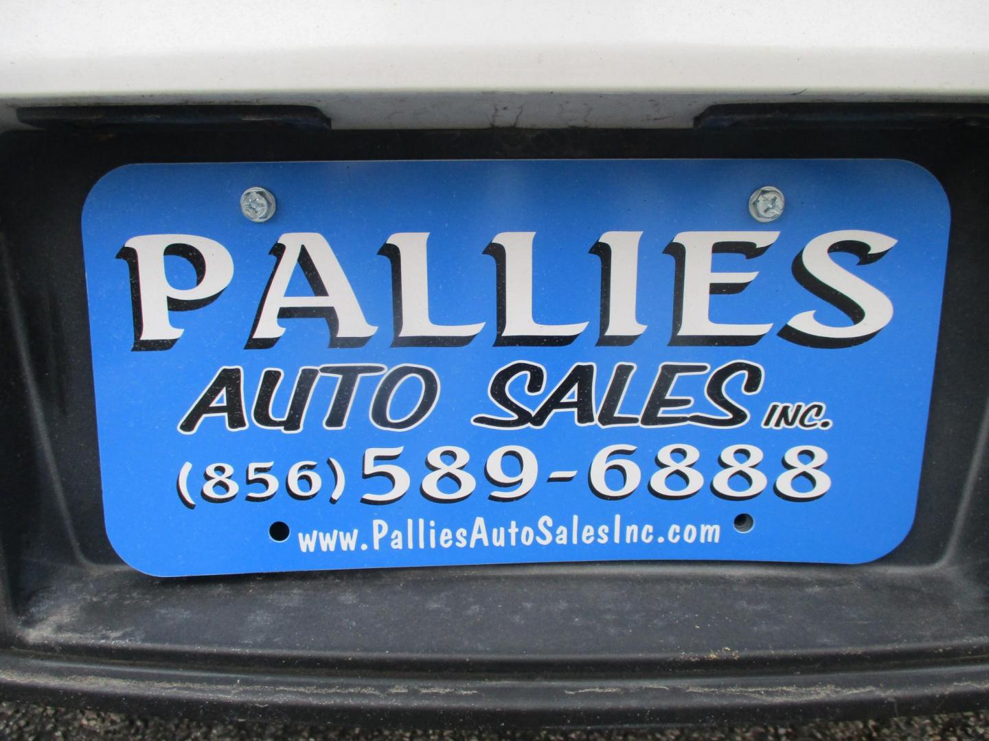 2015 WHITE Ford Taurus SEL FWD (1FAHP2E88FG) with an 3.5L V6 DOHC 24V engine, 6-Speed Automatic transmission, located at 540a Delsea Drive, Sewell, NJ, 08080, (987) 867-5309, 39.752560, -75.111206 - Photo#4