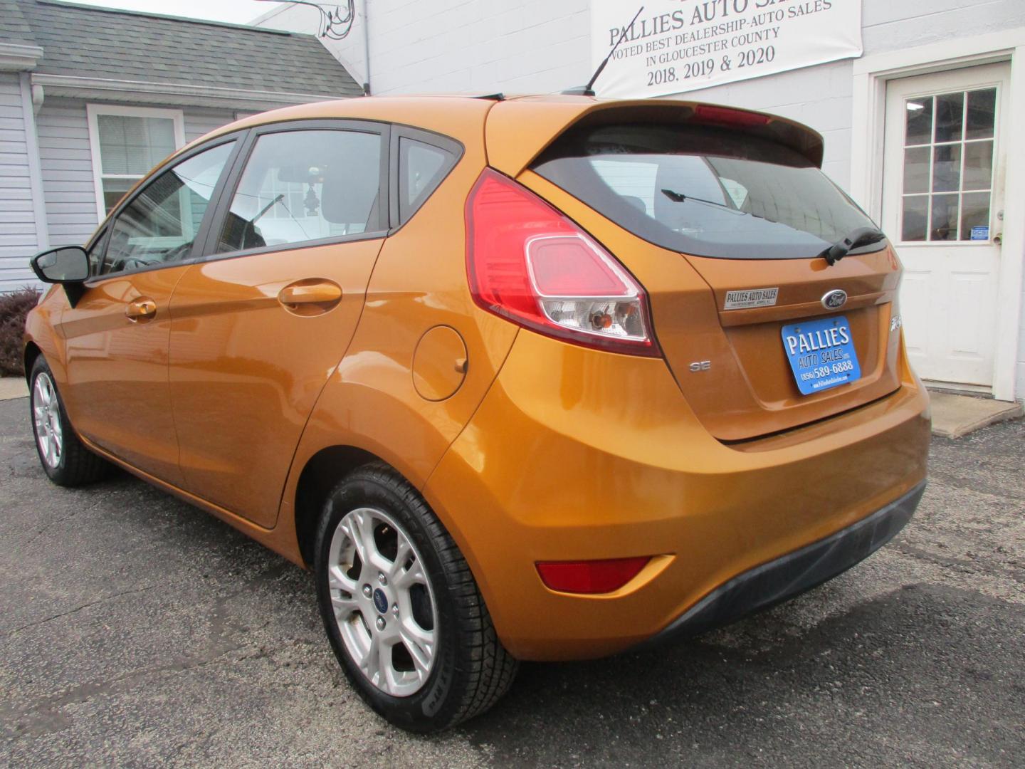 2016 ORANGE Ford Fiesta SE Hatchback (3FADP4EJ9GM) with an 1.6L L4 DOHC 16V engine, located at 540a Delsea Drive, Sewell, NJ, 08080, (987) 867-5309, 39.752560, -75.111206 - Photo#2